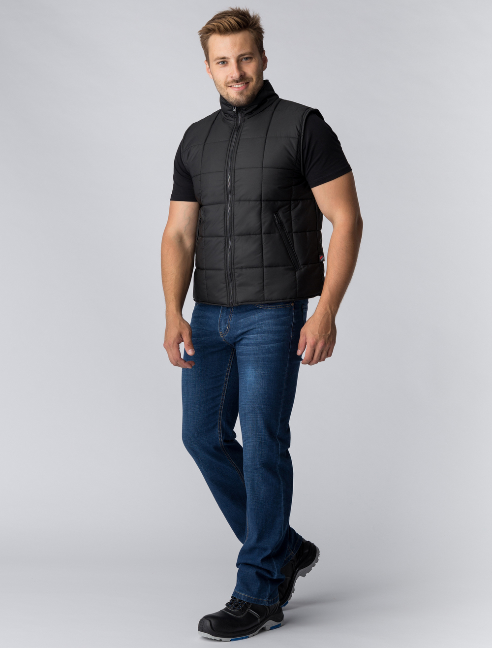 img_zhilet_uteplennyy_ofis_tk_dyuspo_chernyy_formeks_ru